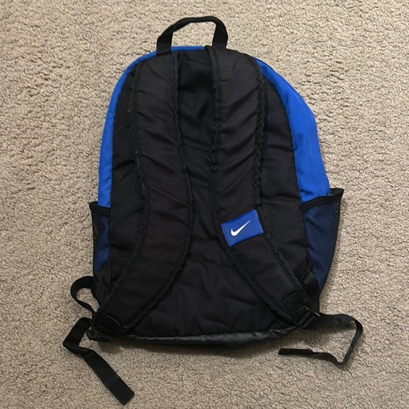 Nike Brasilia Mens Blue & Black Backpack Bookbag One Size - Picture 2 of 6